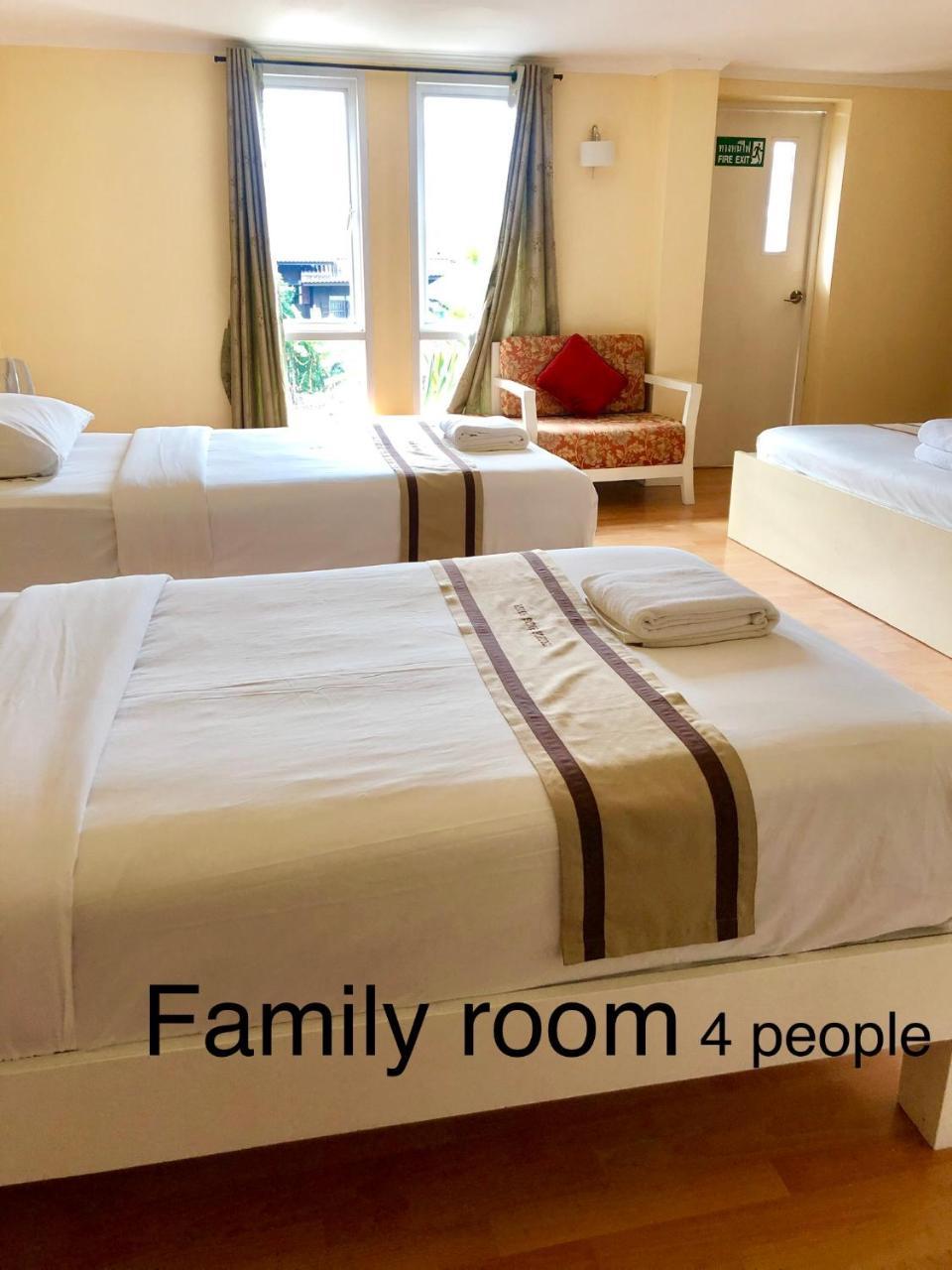 Triple Palms House Hotel Chiang Mai Buitenkant foto