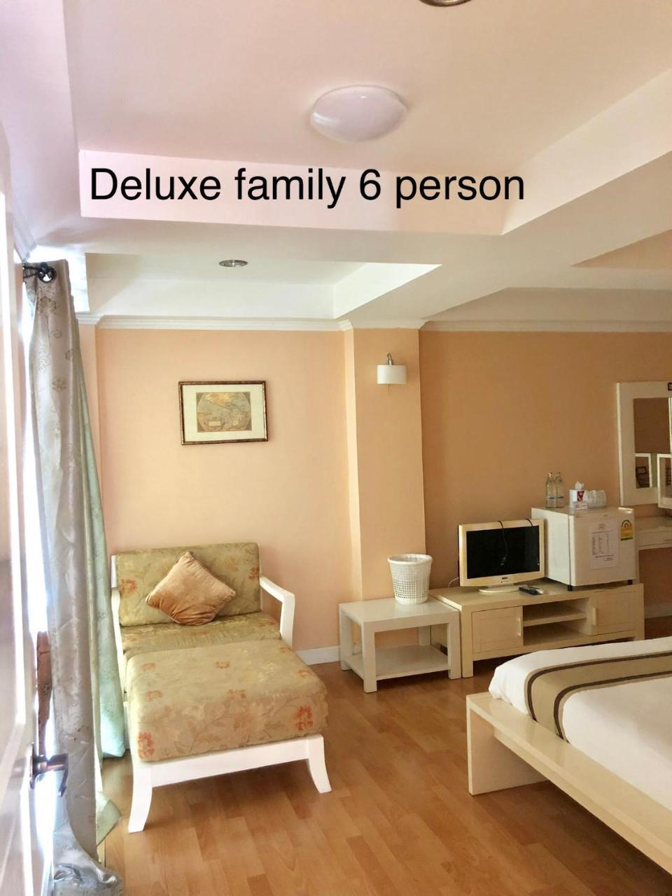 Triple Palms House Hotel Chiang Mai Buitenkant foto