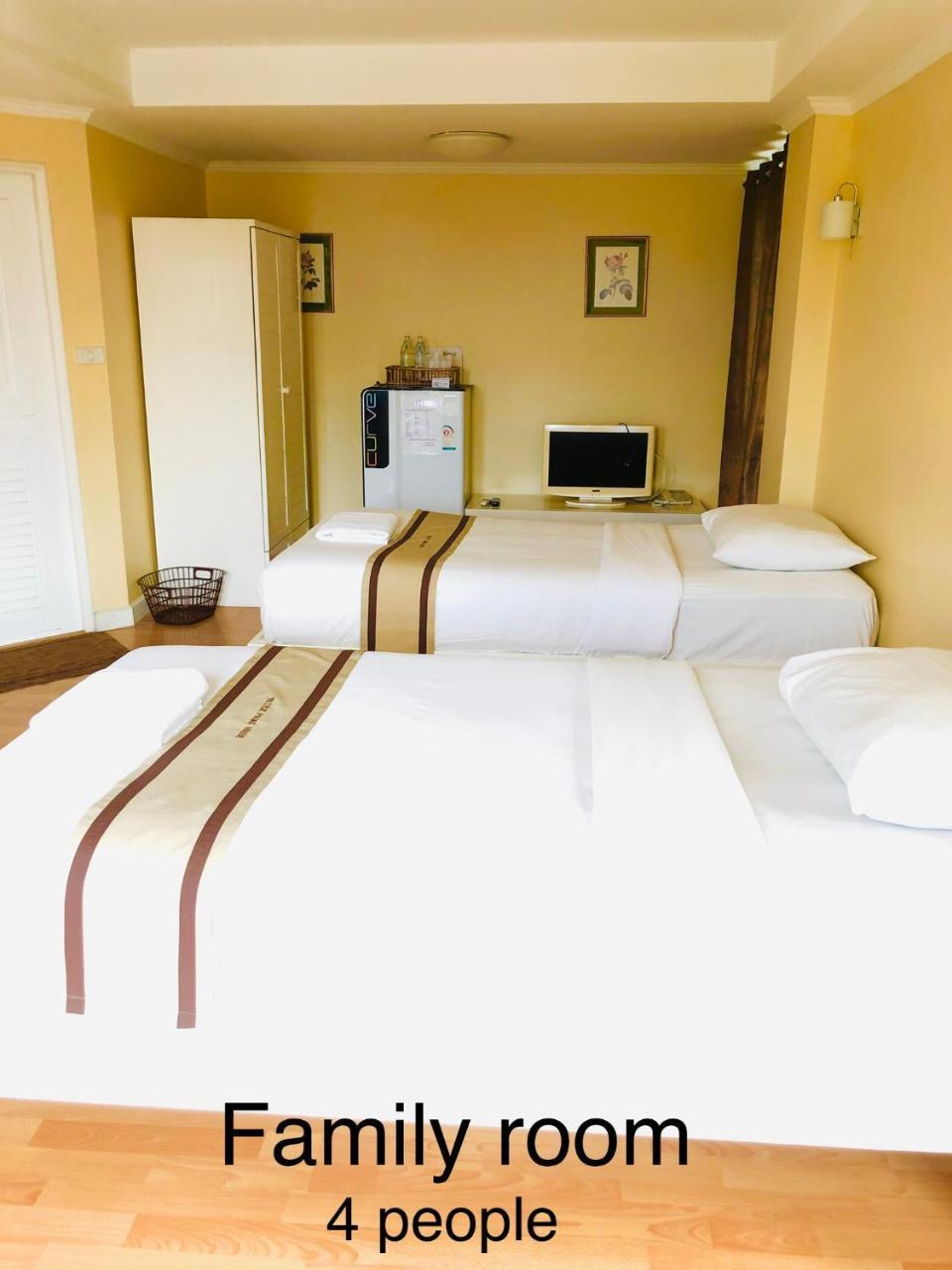 Triple Palms House Hotel Chiang Mai Buitenkant foto